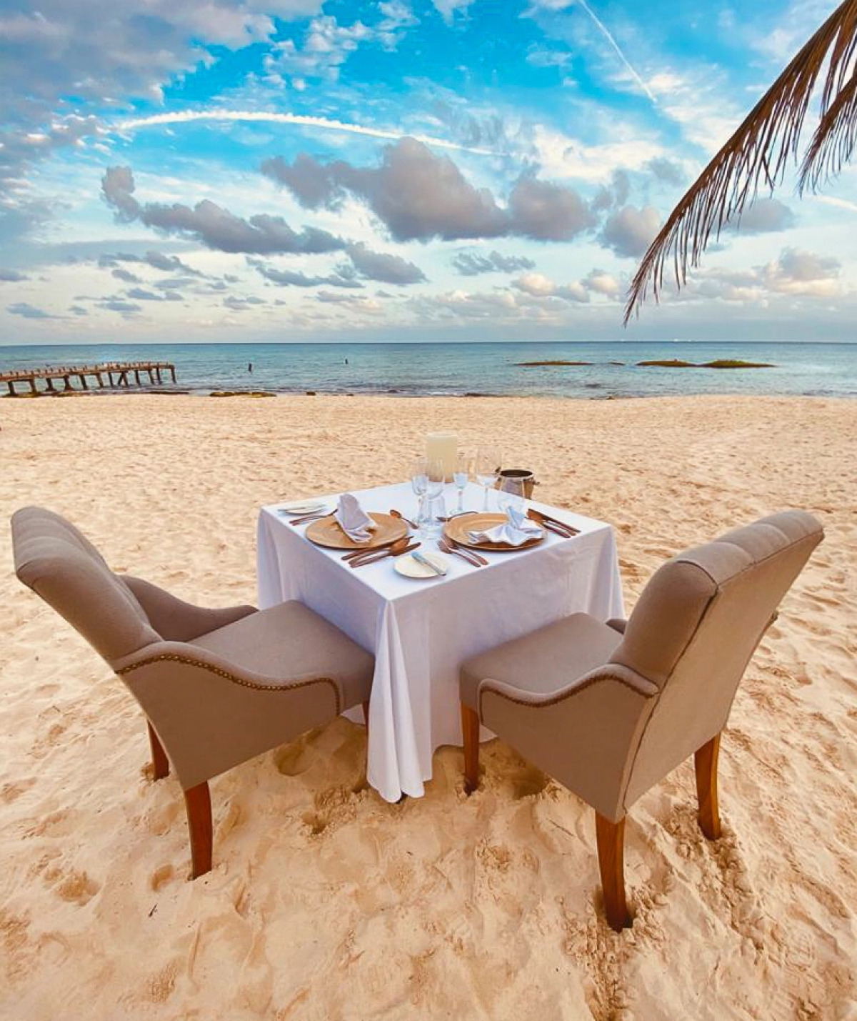 Отель Residences at the Fives