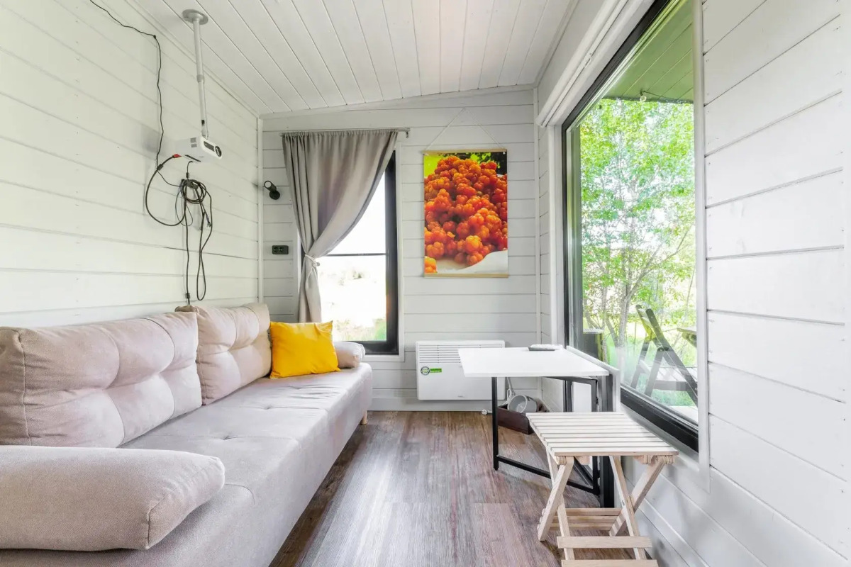 Частный дом Moroshka Scandi - домик для двоих с видом на лес