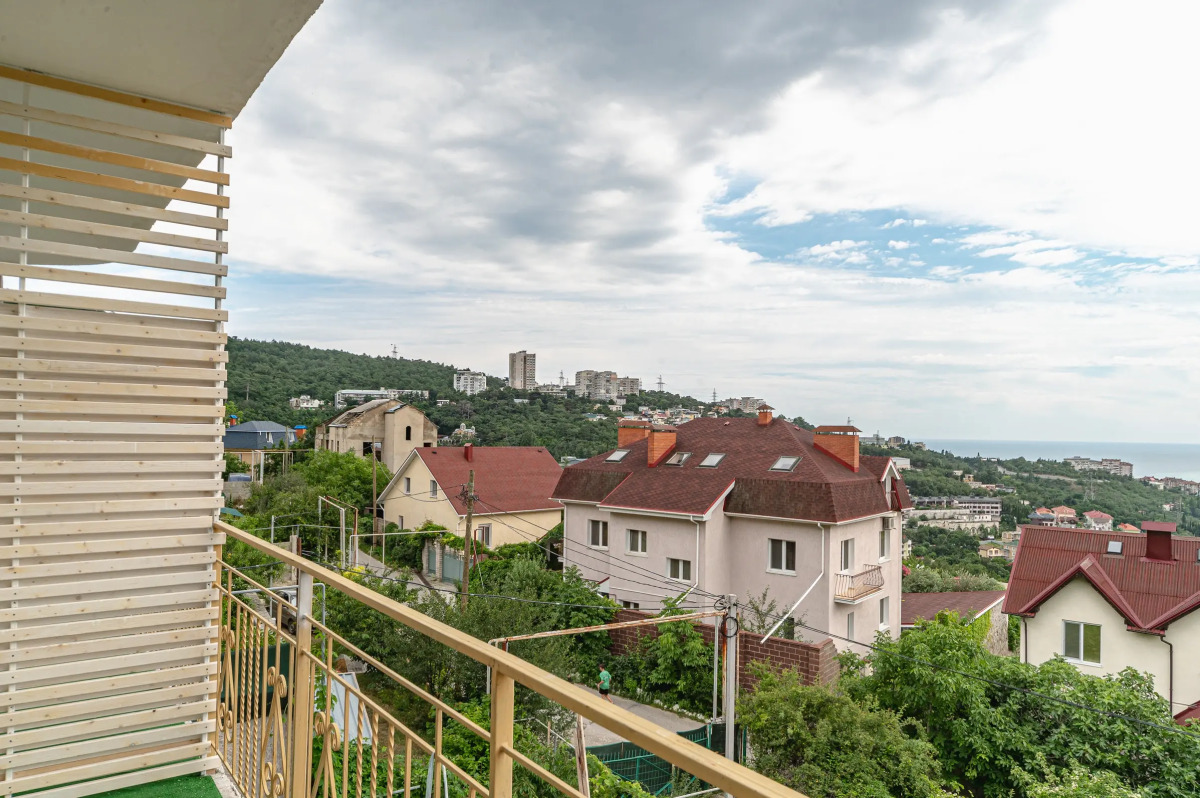 Гостевой дом Над Ялтой