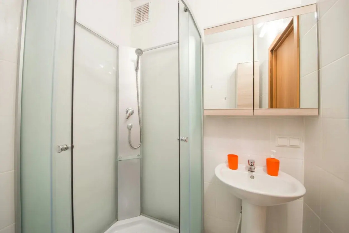 Апартаменты на площади Восстания