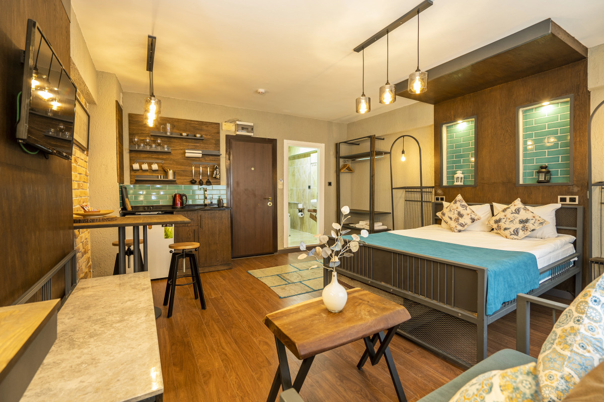 Апарт-отель  Cube Suites