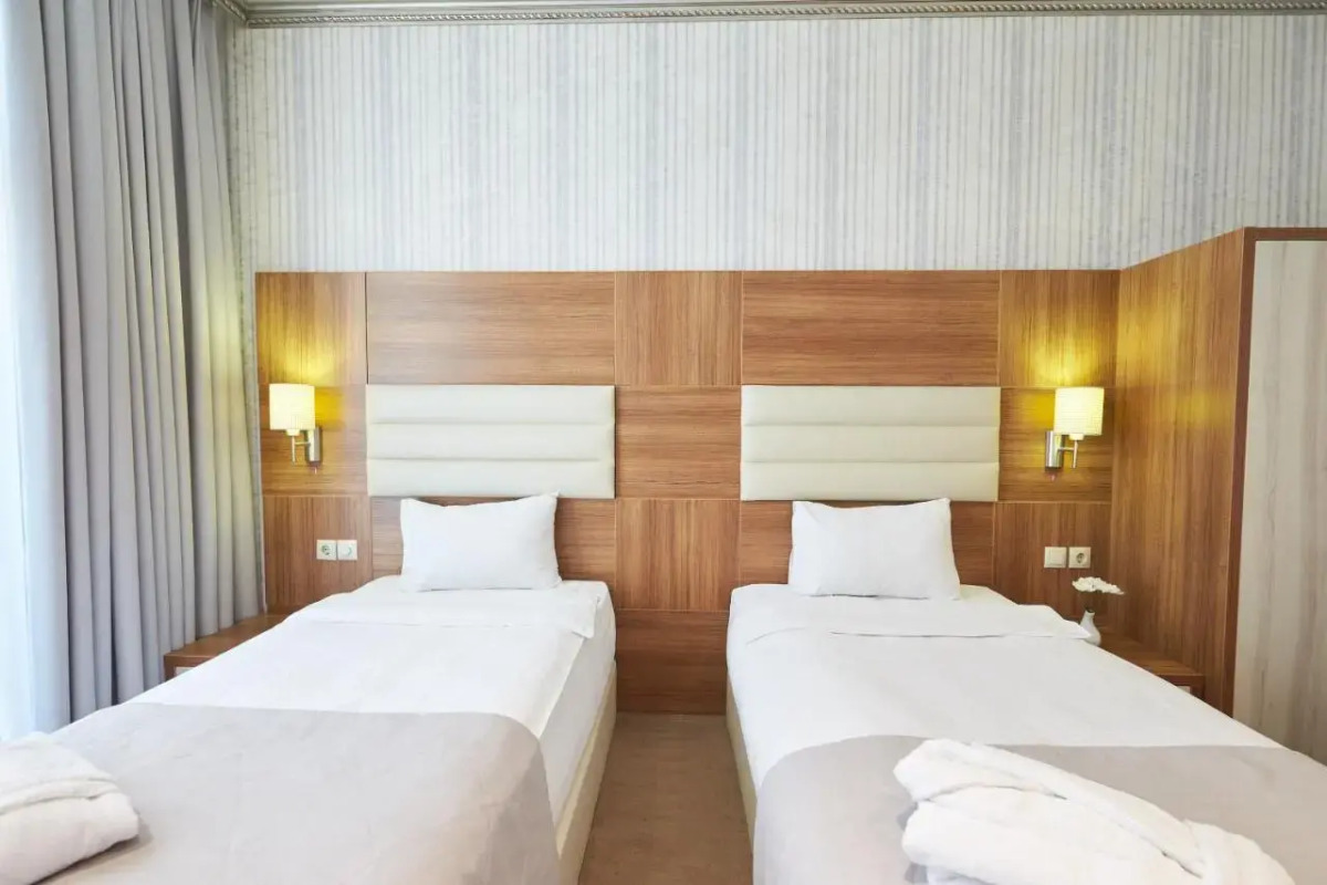 Отель Boulevard Side