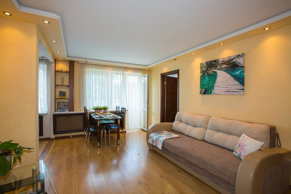 Апартаменты Леона напротив зоопарка