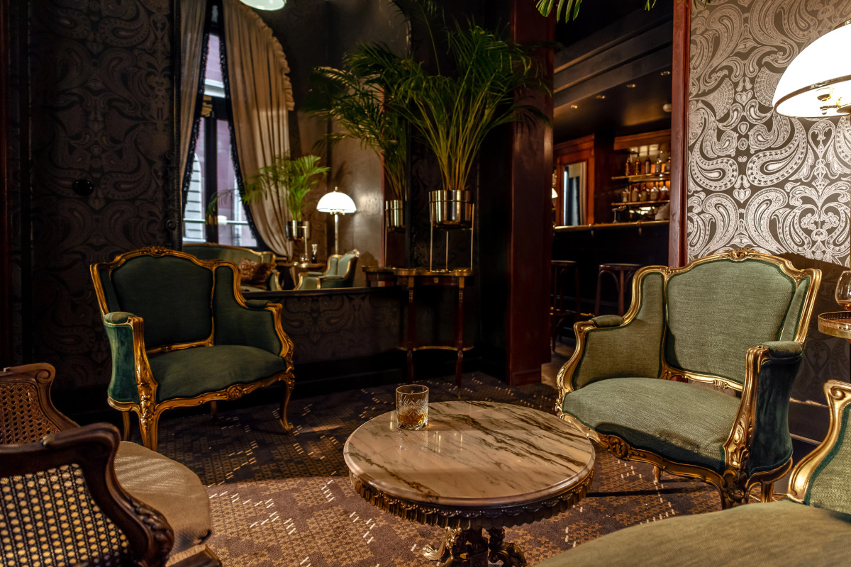 Отель H15 Francuski Hotel