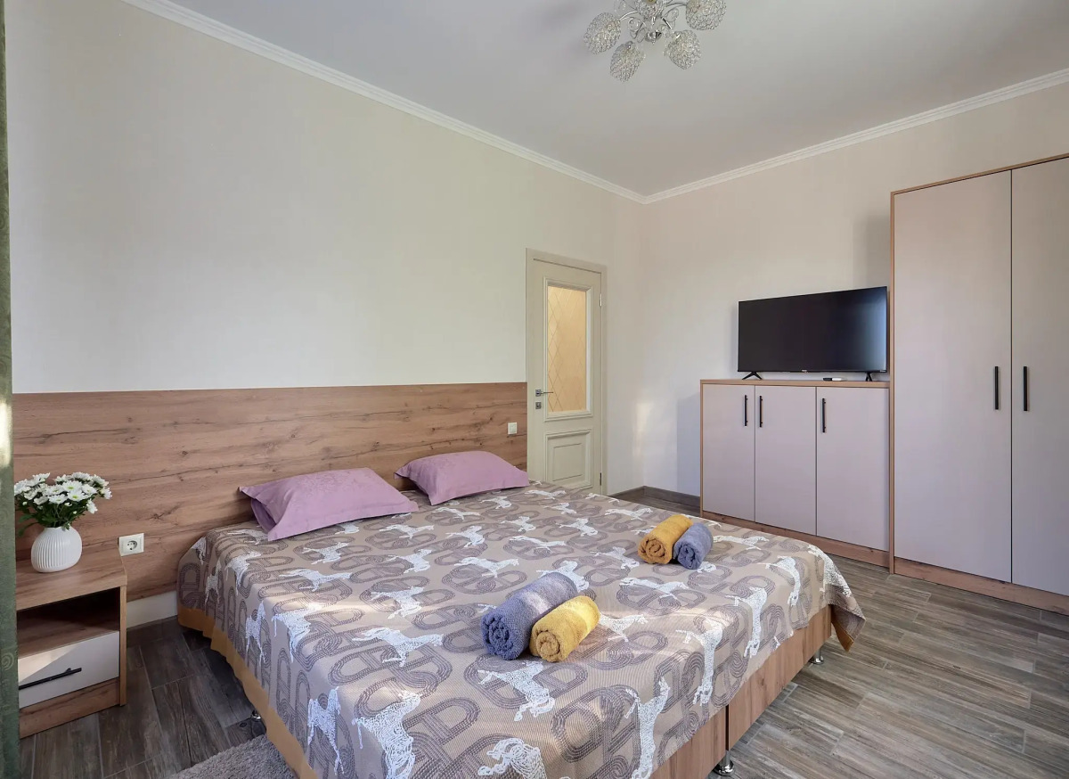 Квартира около Парка (парковка, мангал, беседка)