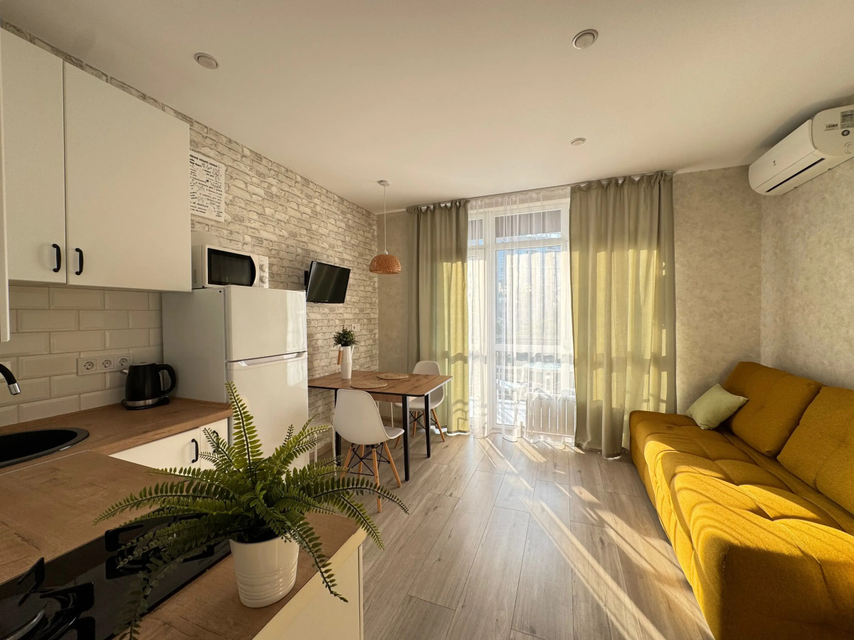 Квартира с мансардой в 100м от моря