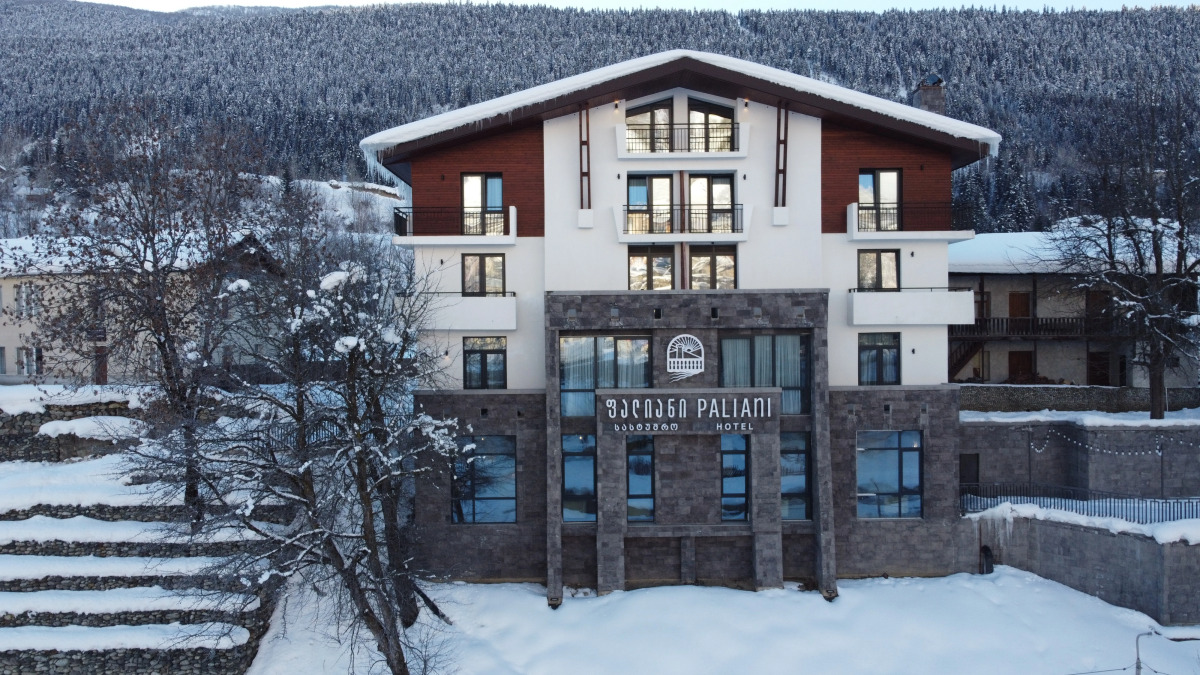 Отель Paliani