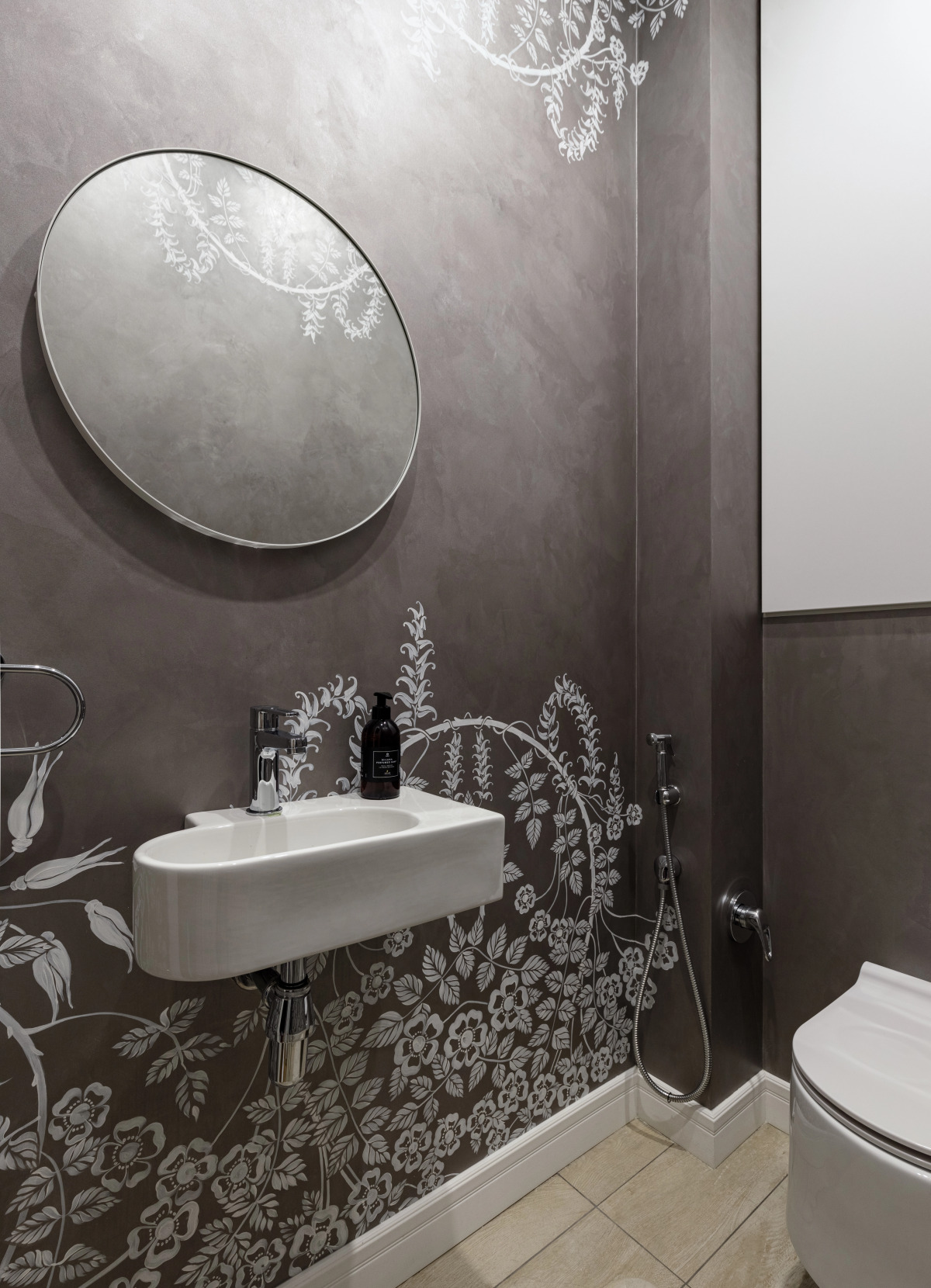 Апартаменты Bird Nest 80 кв.м с Балконом и Видом на Набережную Канала Грибоедова