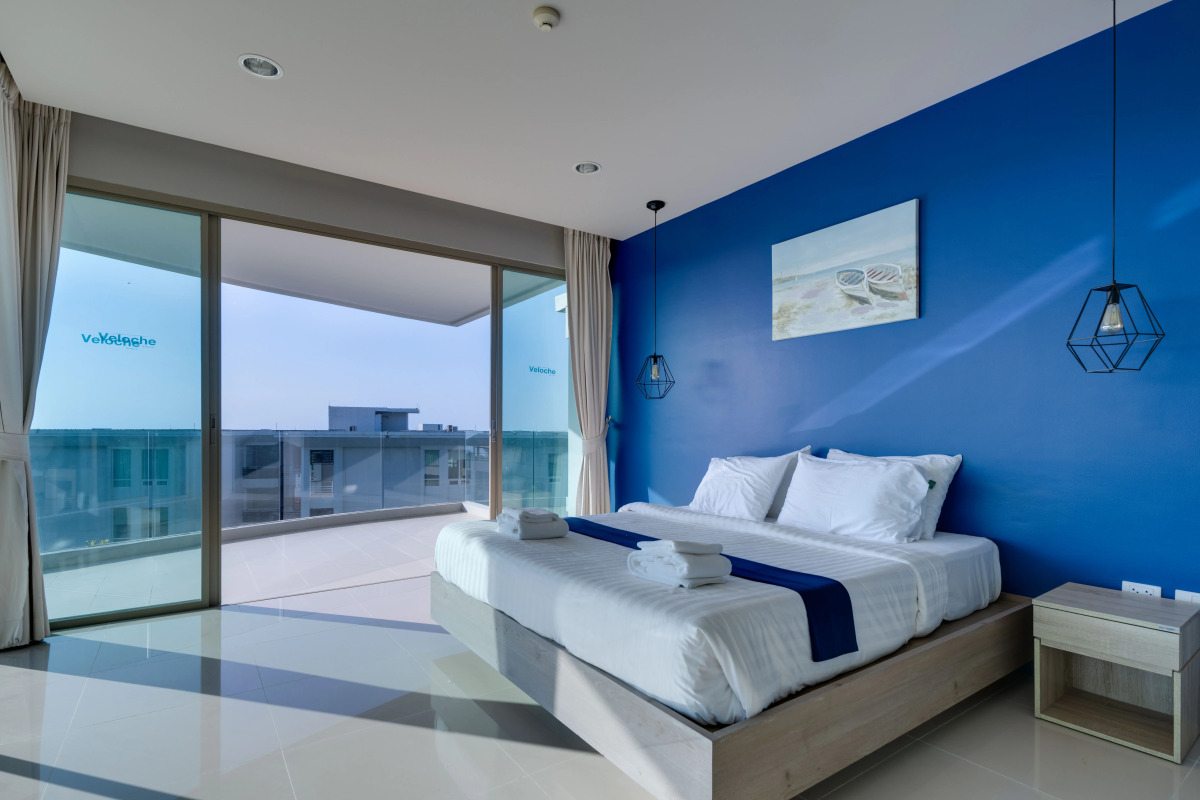Апартаменты Veloche Group by Continent