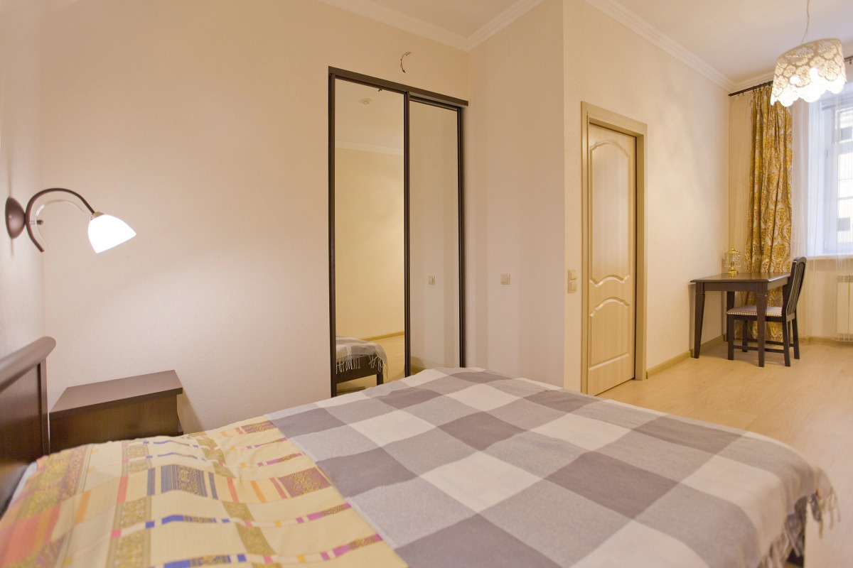 Апартаменты на Римского-Корсакова