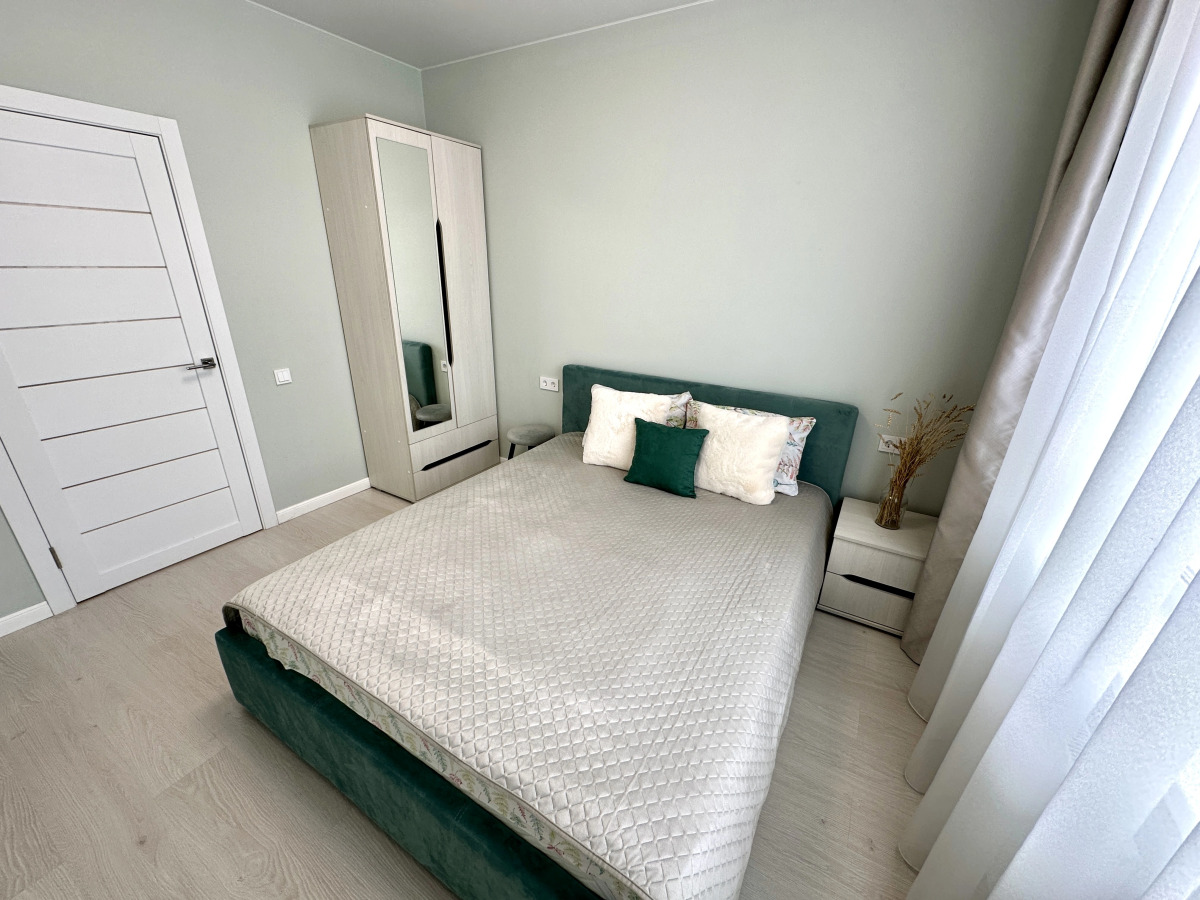 Апартаменты Люкс Аквамарин с дизайнерским ремонтом, для большой семьи