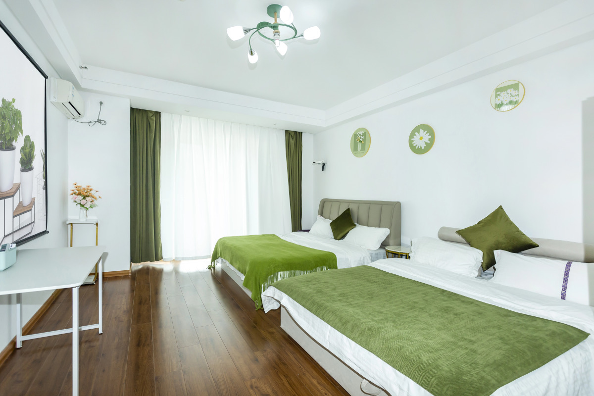 Отель Hong Xiyuan Apartment Hotel Wada Plaza