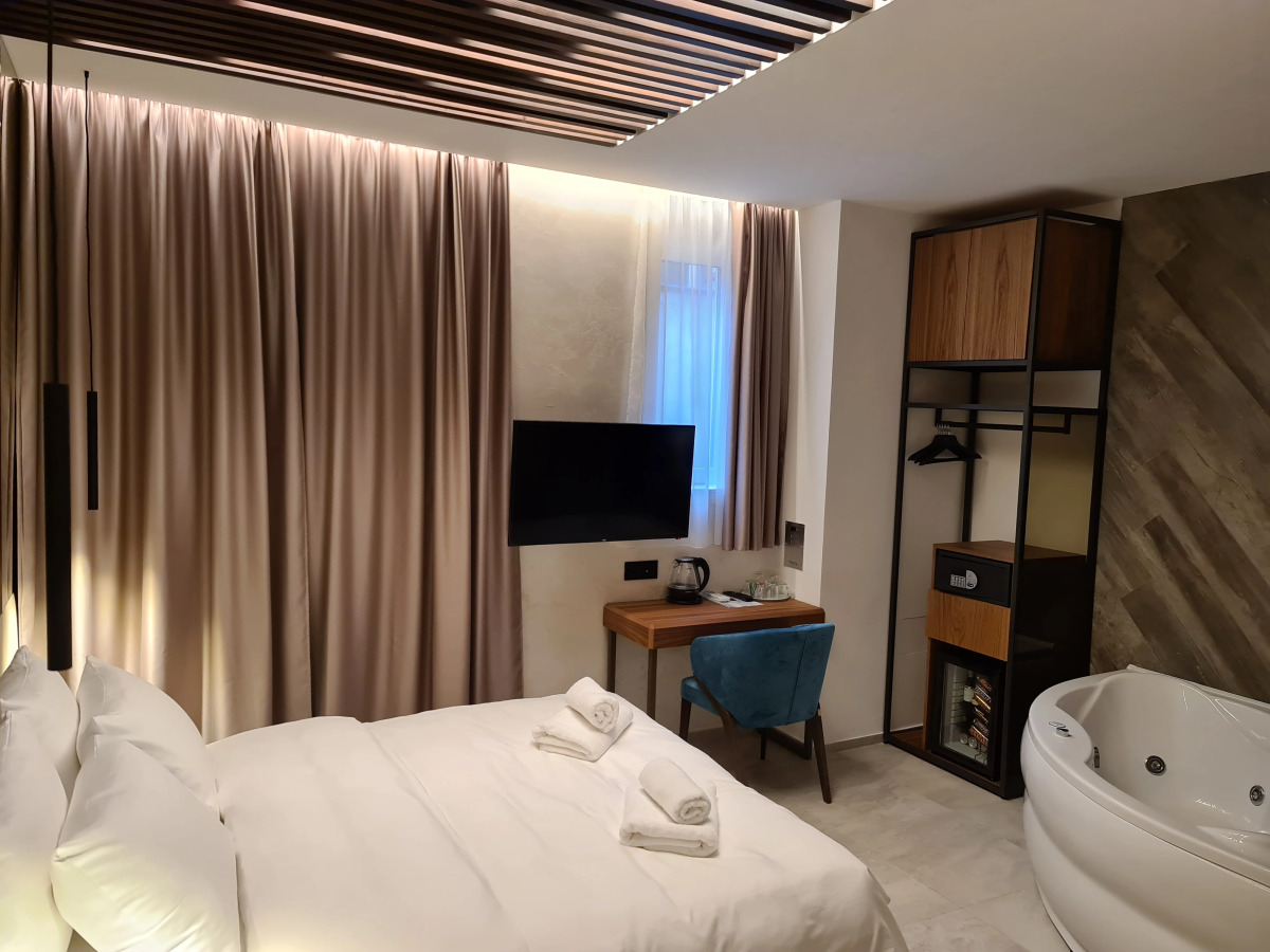 Отель The Location