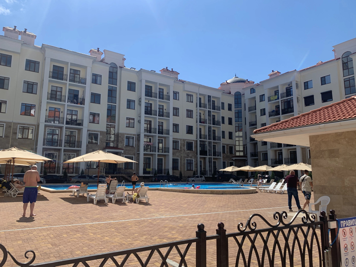 Квартира море-2