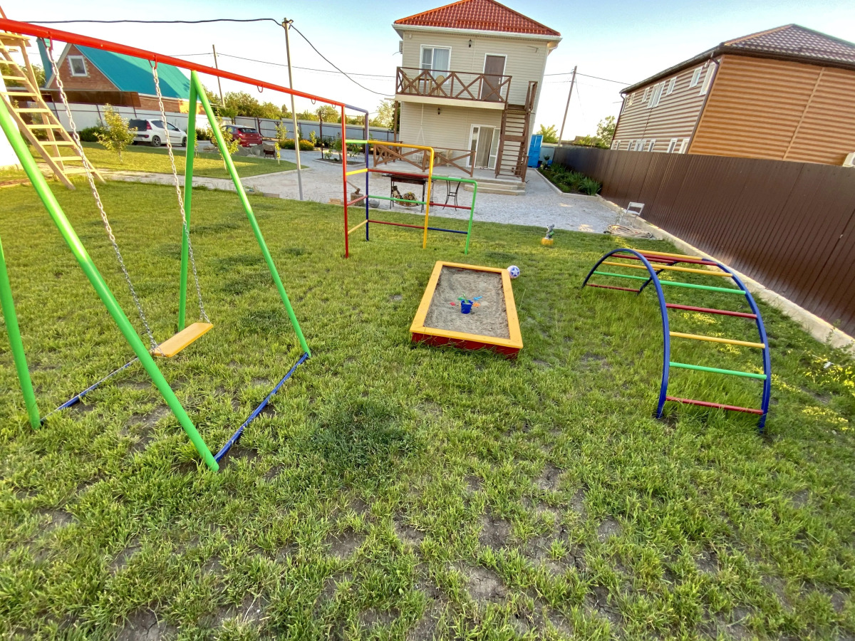 Гостевой дом 38 Попугаев