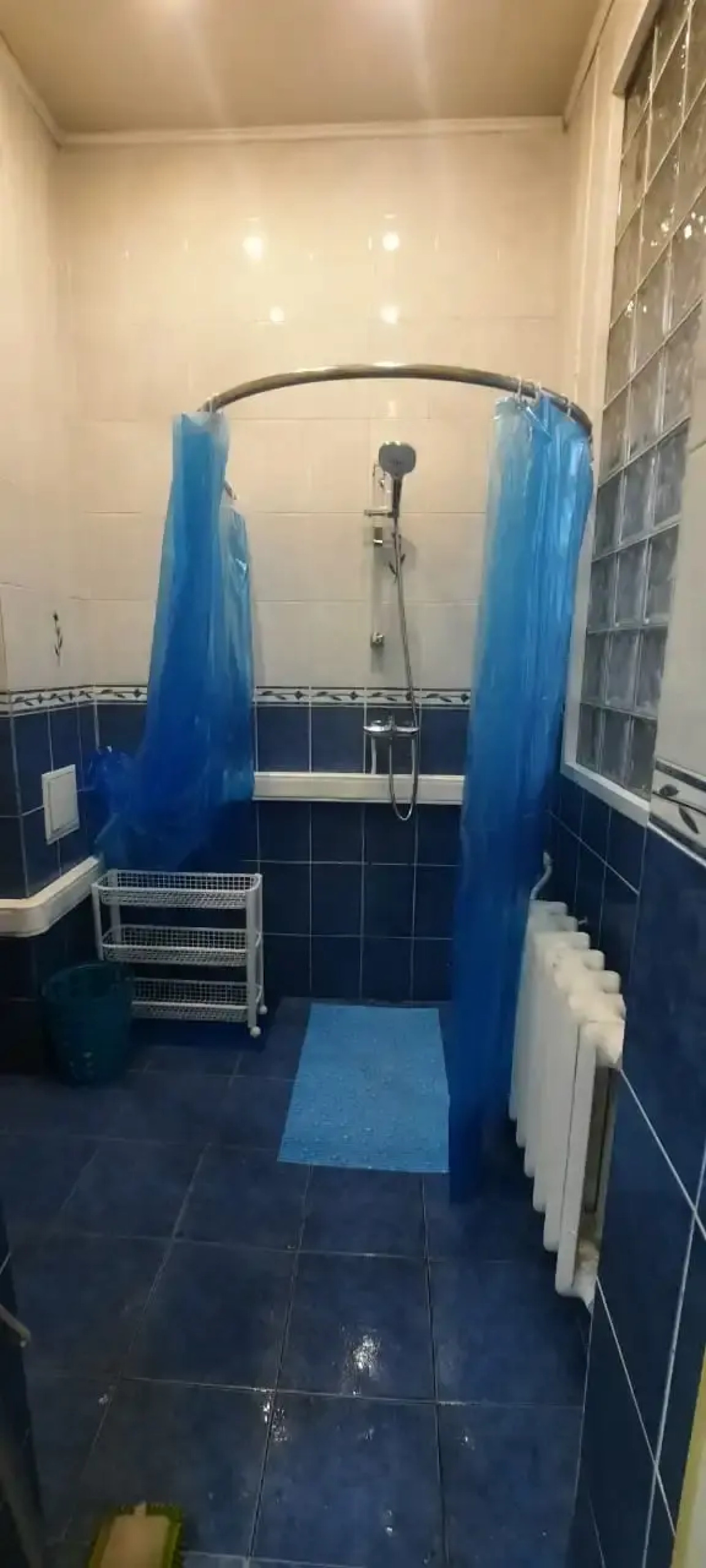 Меблированные комнаты Ва-Банк