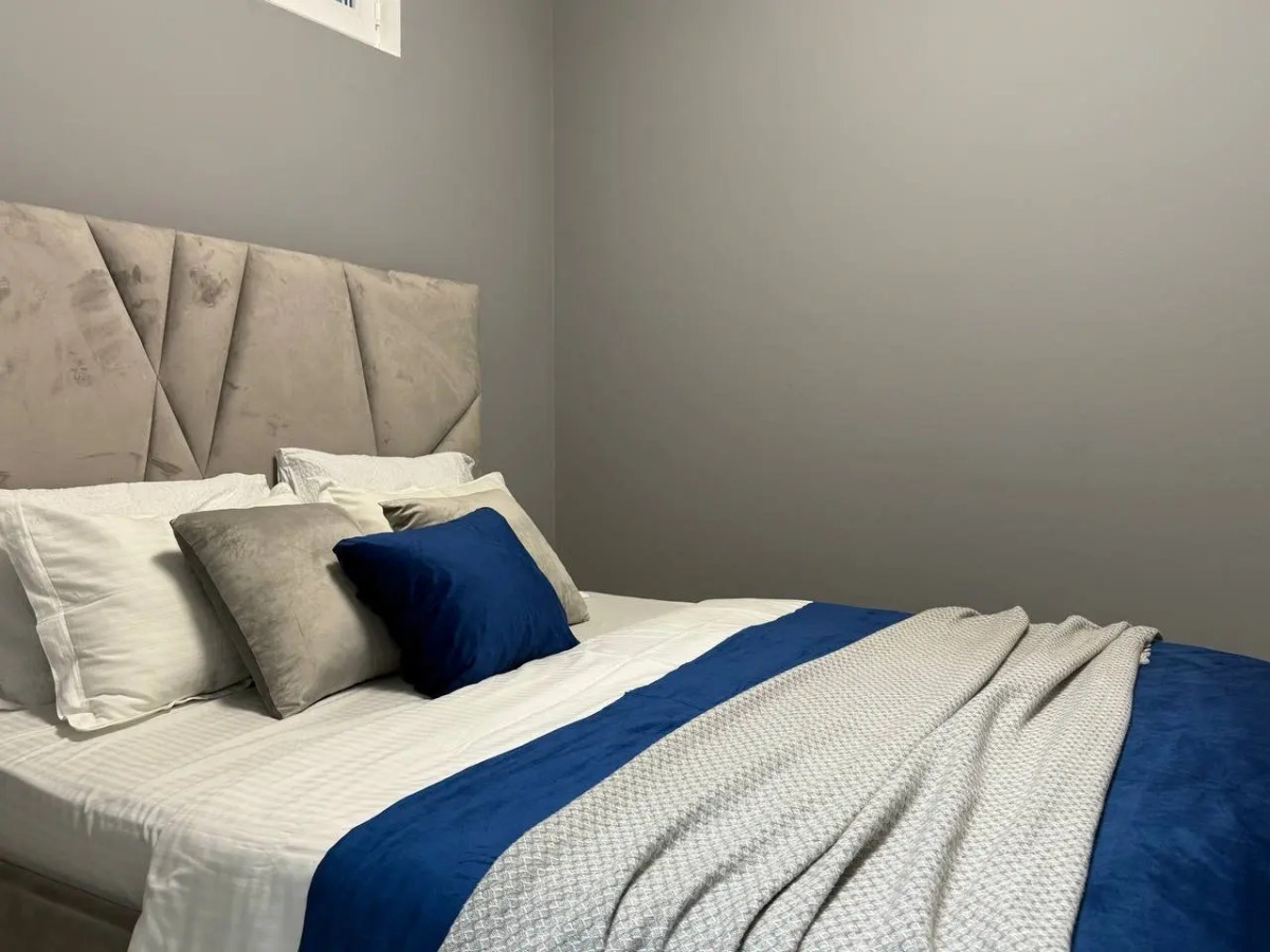 Квартира Просторная 2-комнатная на Даниялова 101