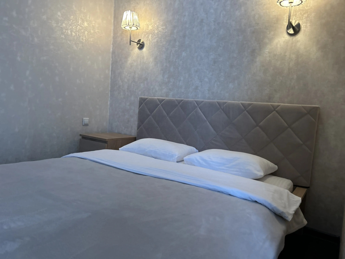 Отель Высота 609