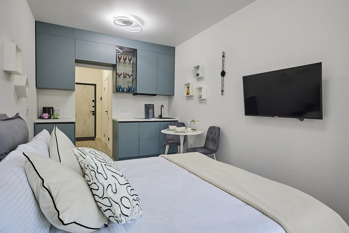 Апартаменты в комплексе с бассейном набегу Финского залива