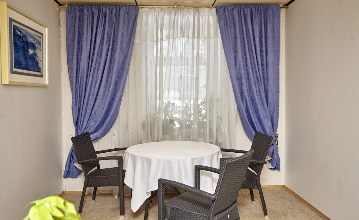 Отель Белое и Черное