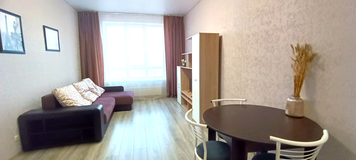 Апартаменты 100 Ночей на Комсомольском 122В