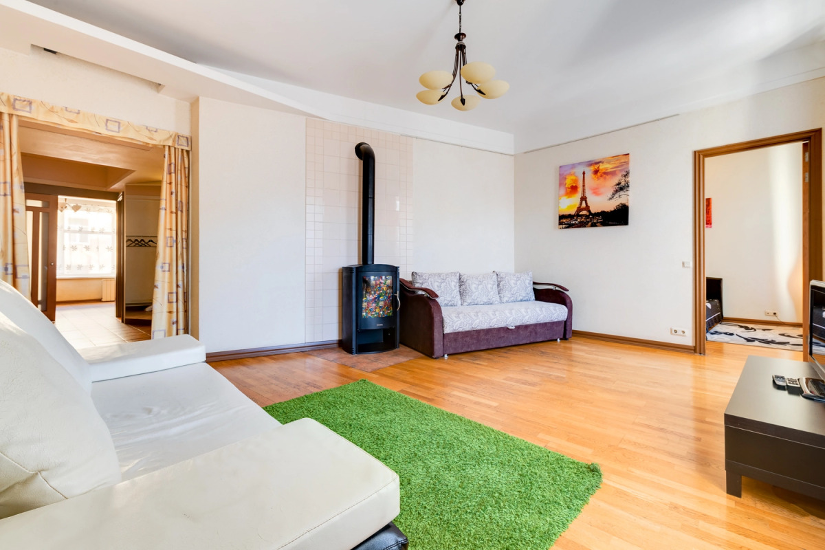 Апартаменты Грибоедова 38