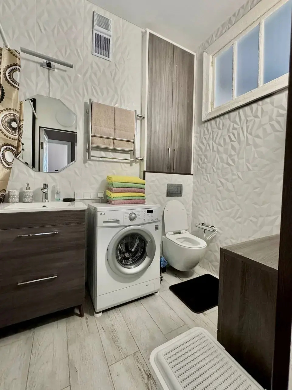 Апартаменты Шикарная уютная Трешка возле Площадь Победы