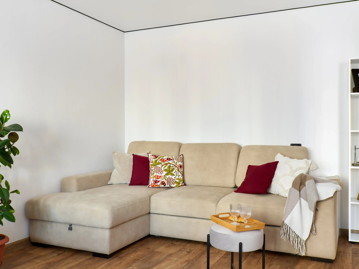 Апартаменты уютные на бульваре Белые цветы вблизи Чаши аквапарка станции метро