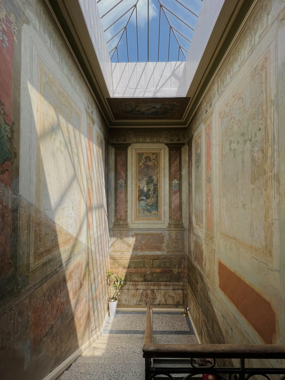 Unfound Door - Design Hotel