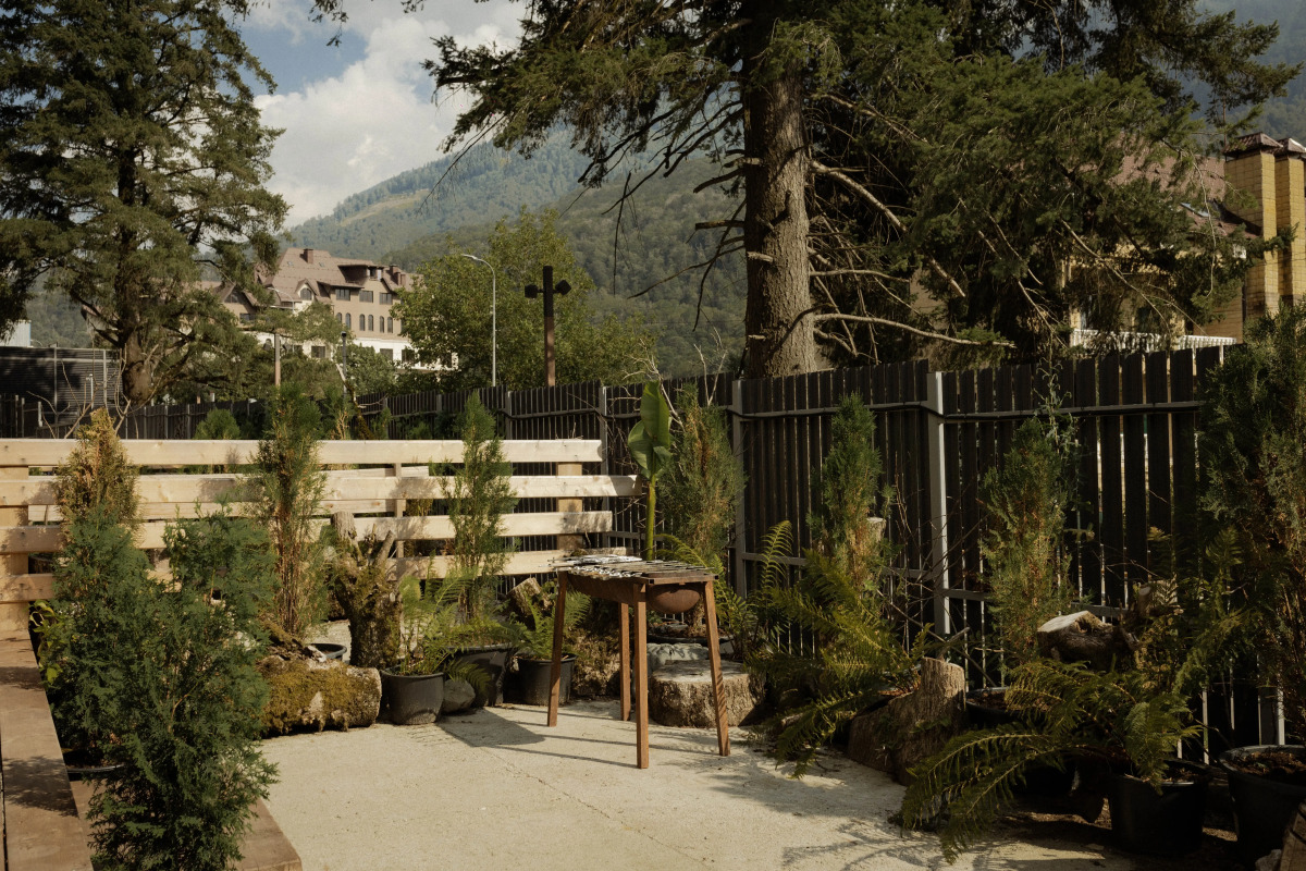 Гостевой дом Экосказка с видом на горы