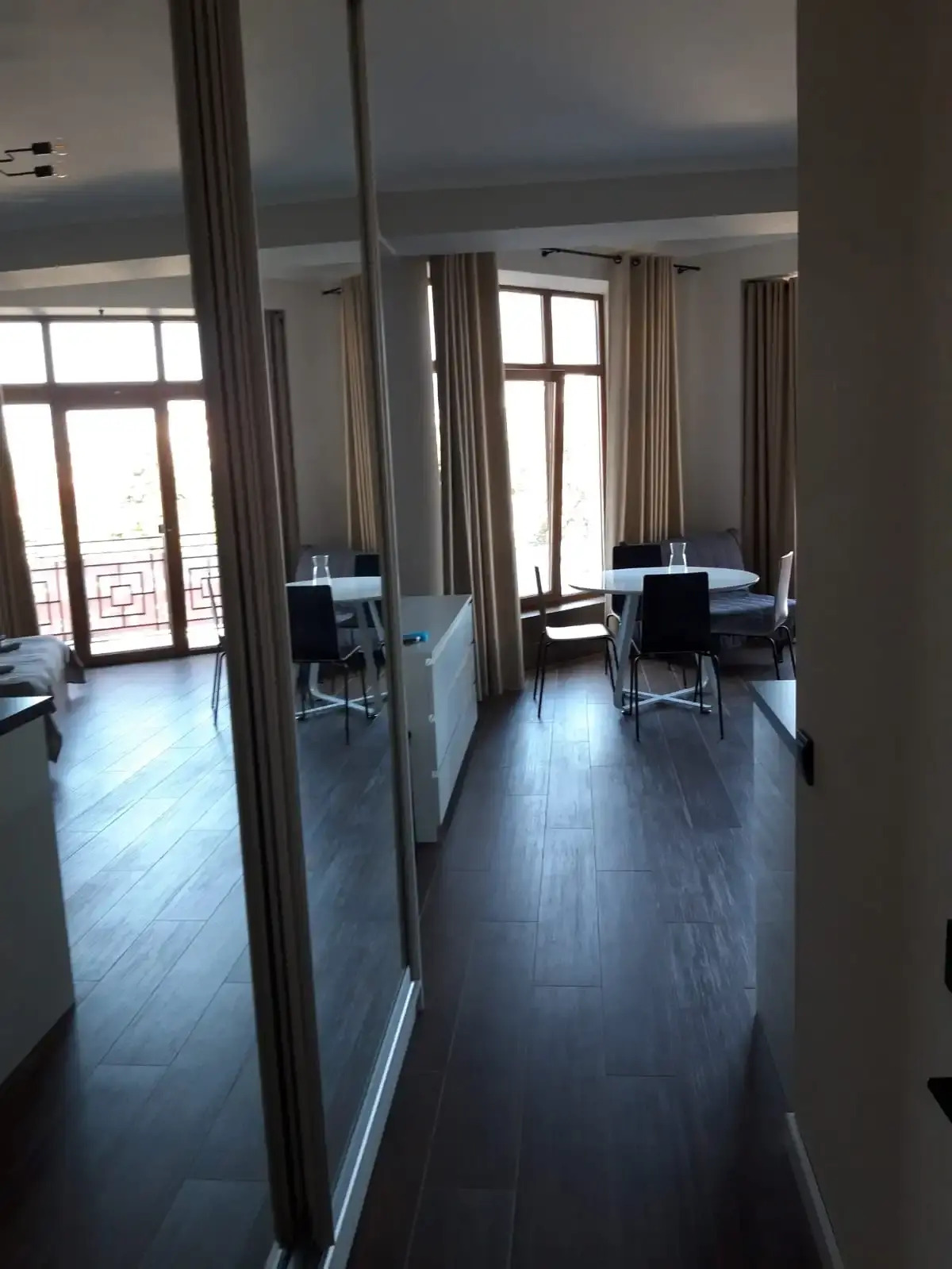 Апартаменты У Сергея 1