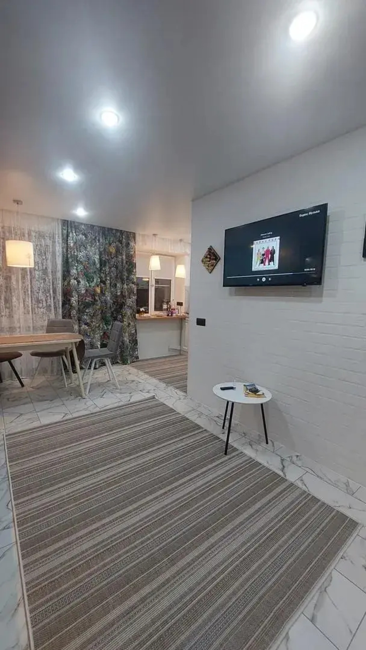 Квартира Трехкомнатная рядом с Кремлем