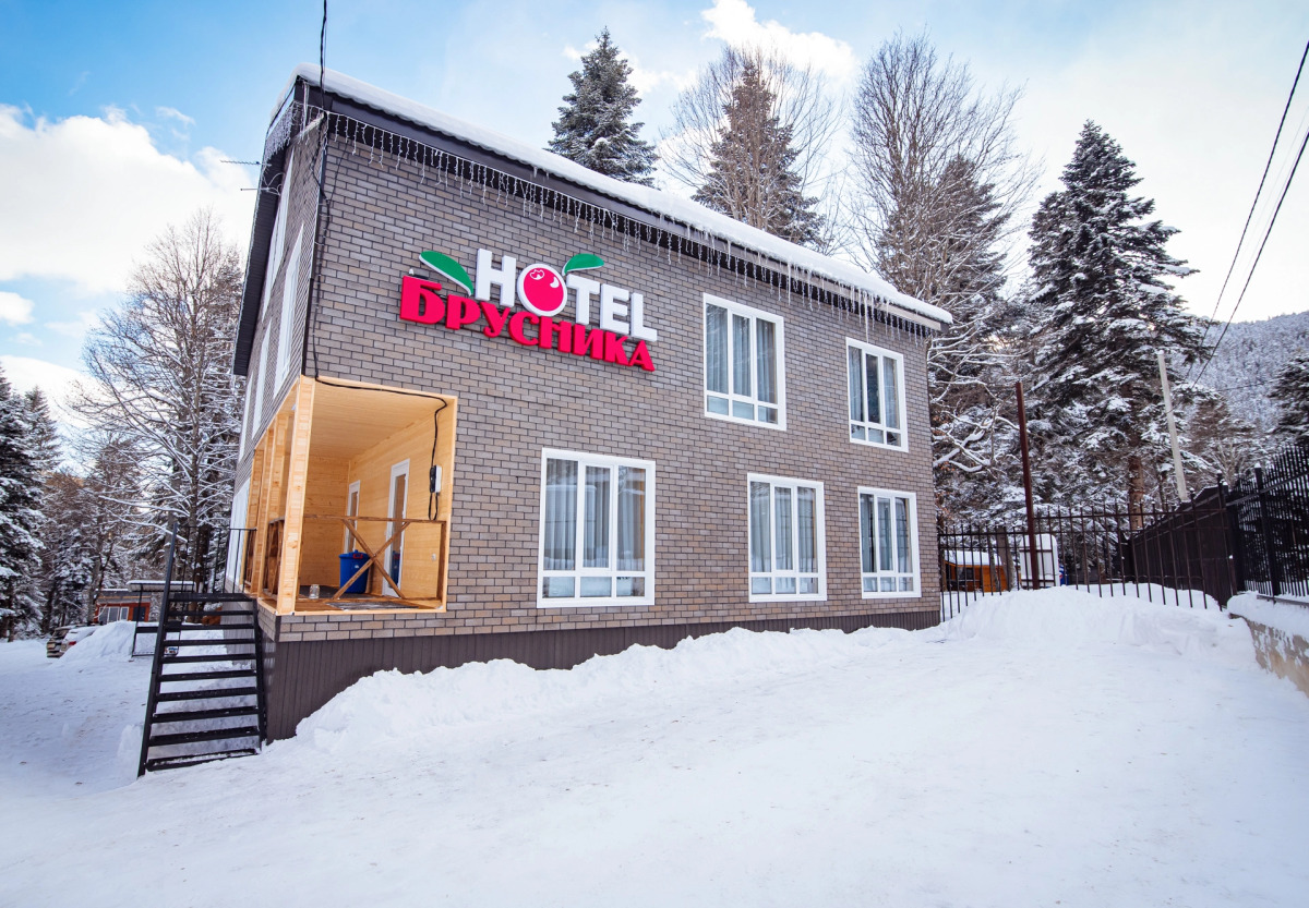 База Отдыха Hotel Brusnika