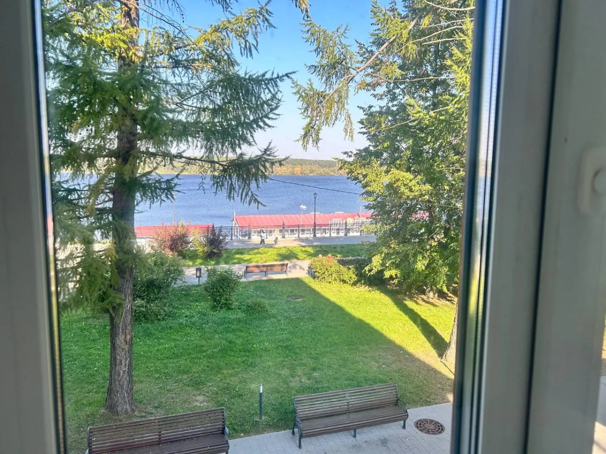 Квартира Двухкомнатная в Центре на Набережной