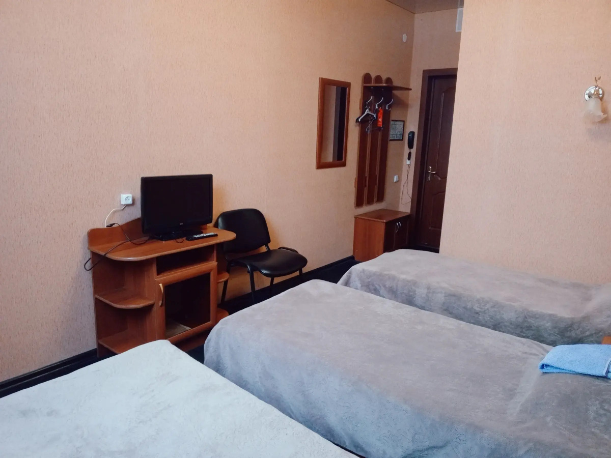 Отель Айсберг