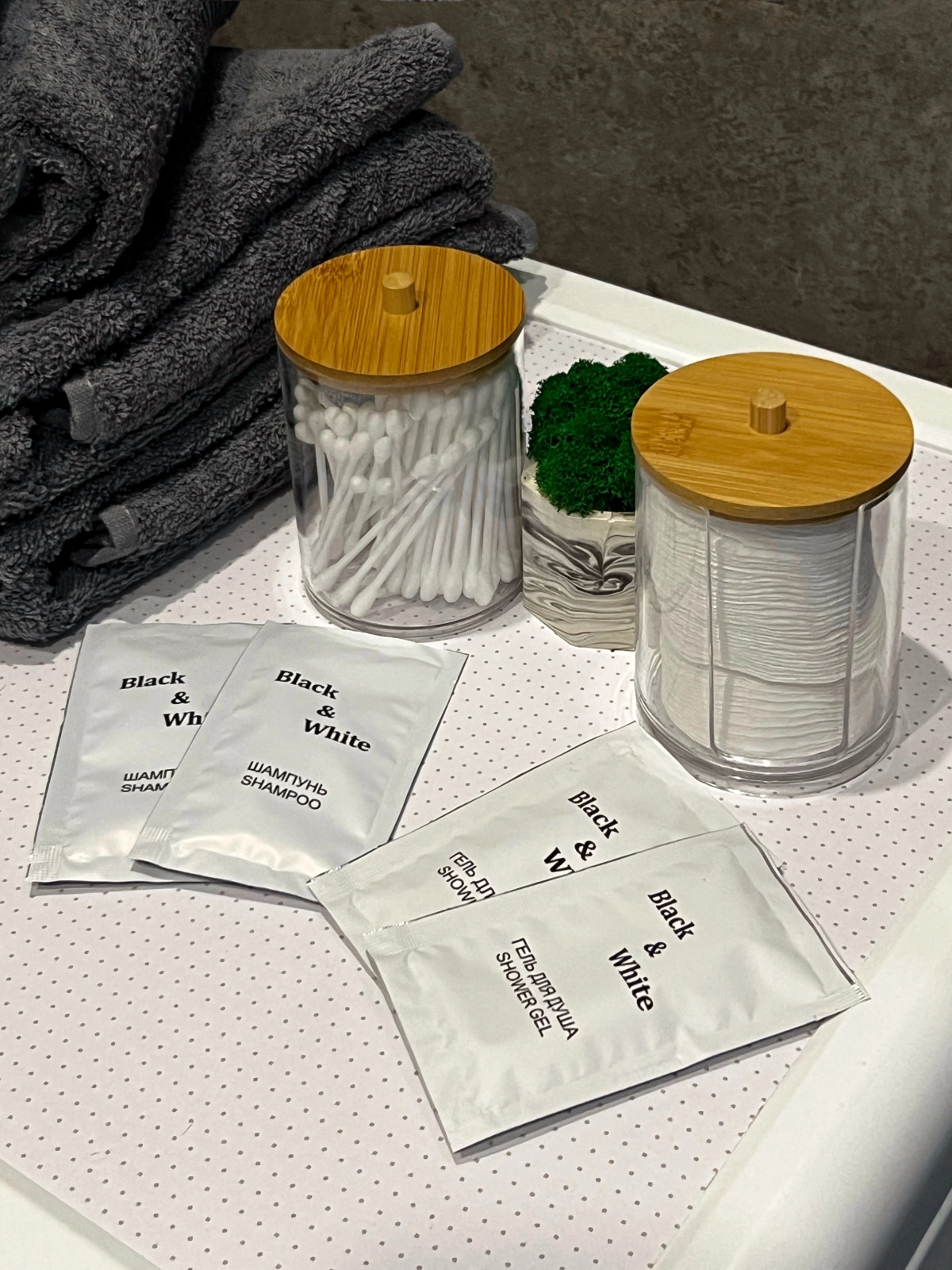 Апартаменты Granada Шикарная евро-двушка в центре города с новым ремонтом в стиле Лофт