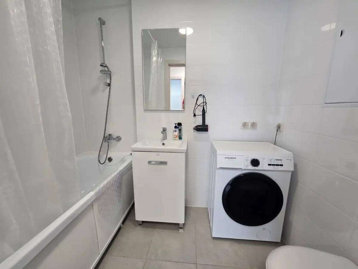 Квартира Роскошная евродвушка DeluxeApart на Новой Риге