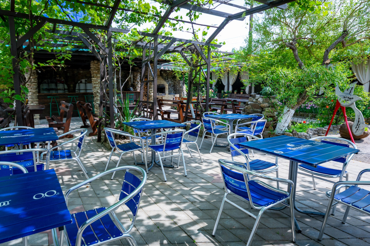 Курортный отель Лазурный берег