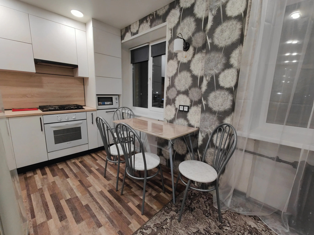 Апартаменты Апарт Миасс на Добролюбова