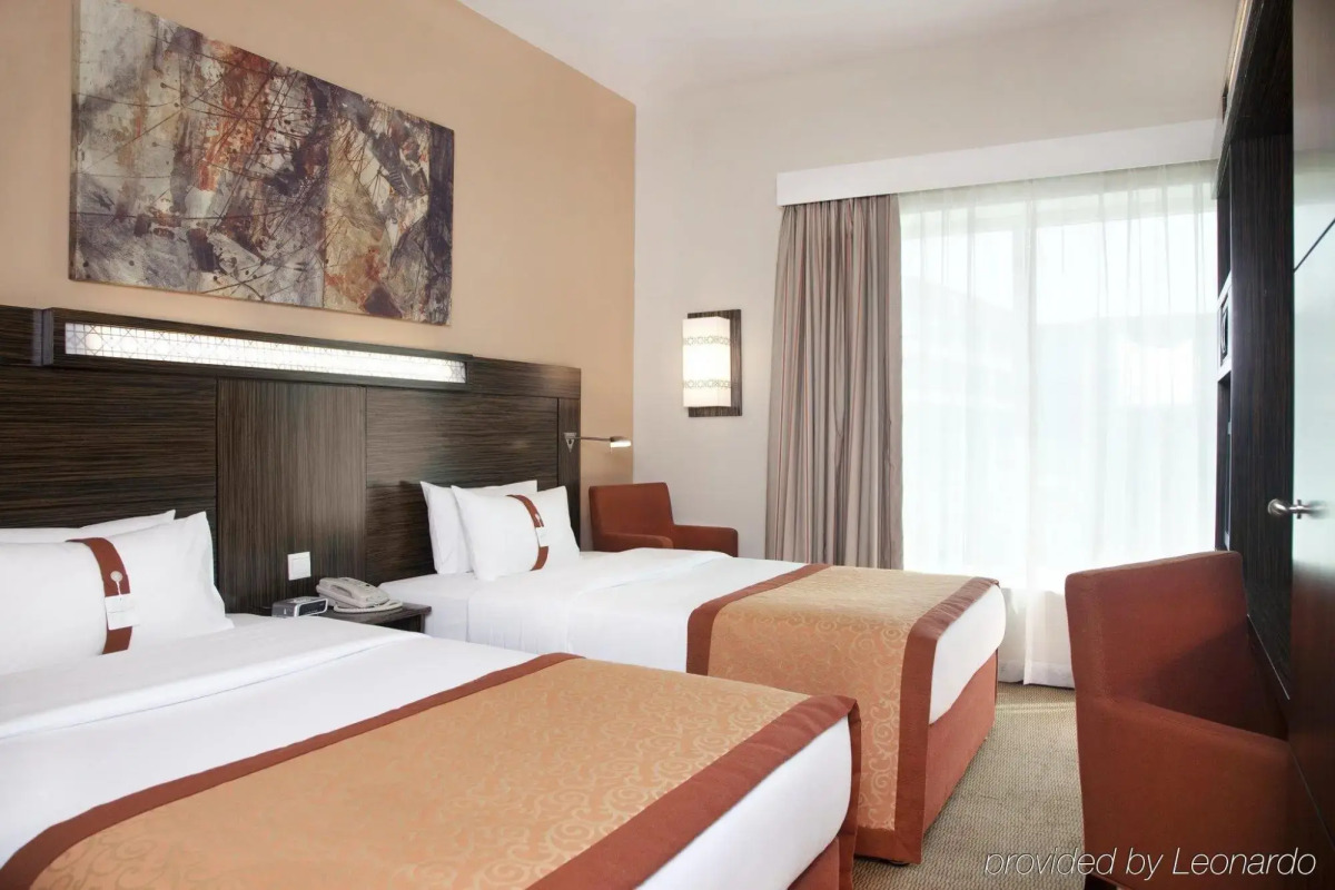 Holiday Inn Express Dubai Safa Park an IHG Hotel