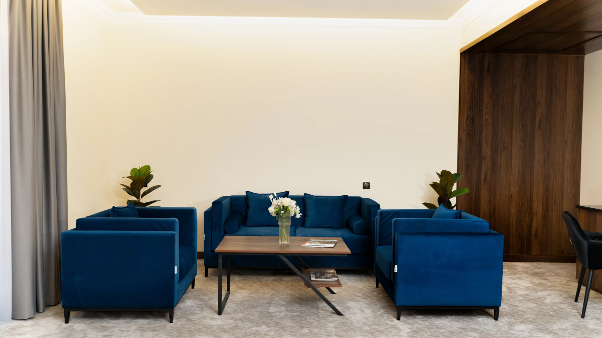 Отель Kohinur Plaza