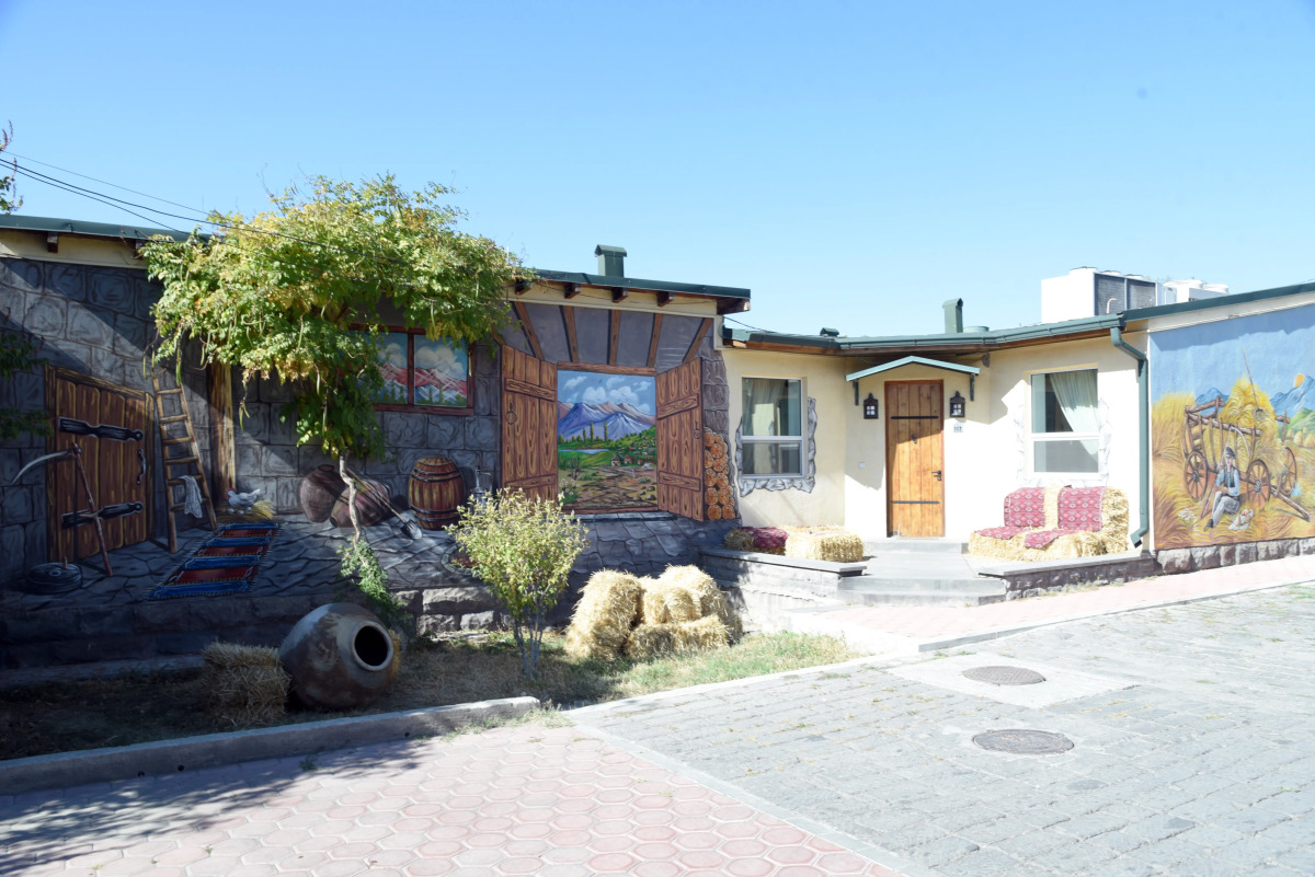 Armenian Village Park Hotel