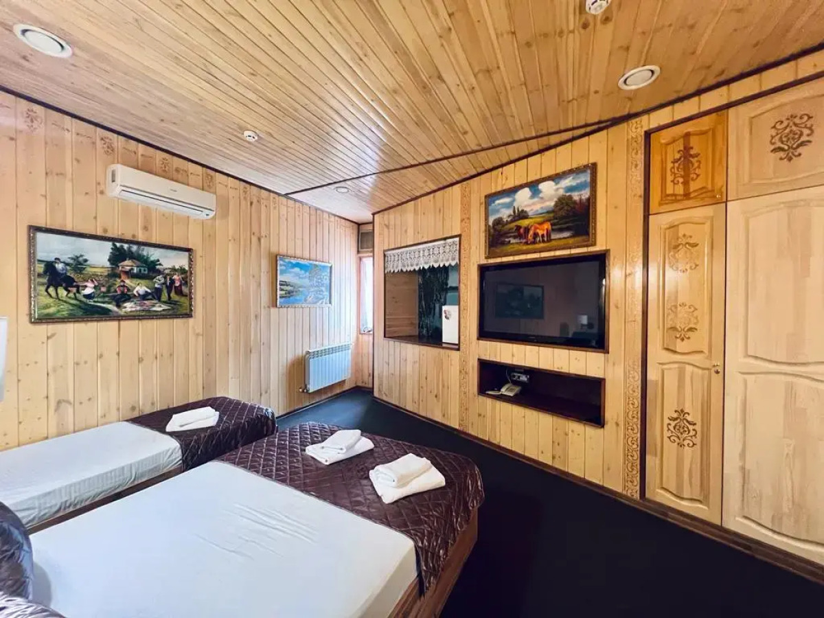 Отель Николаевский