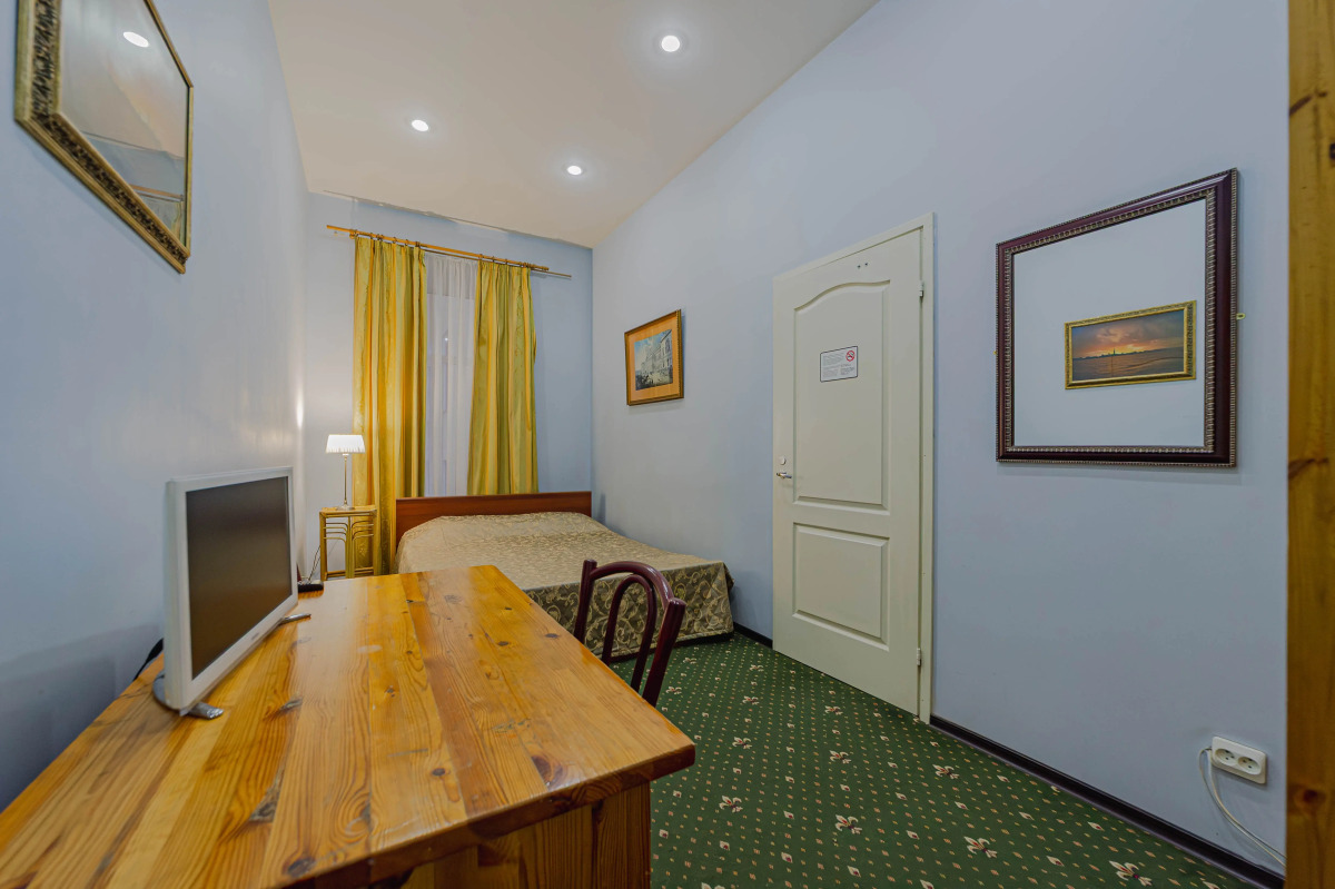 Меблированные комнаты Абажур