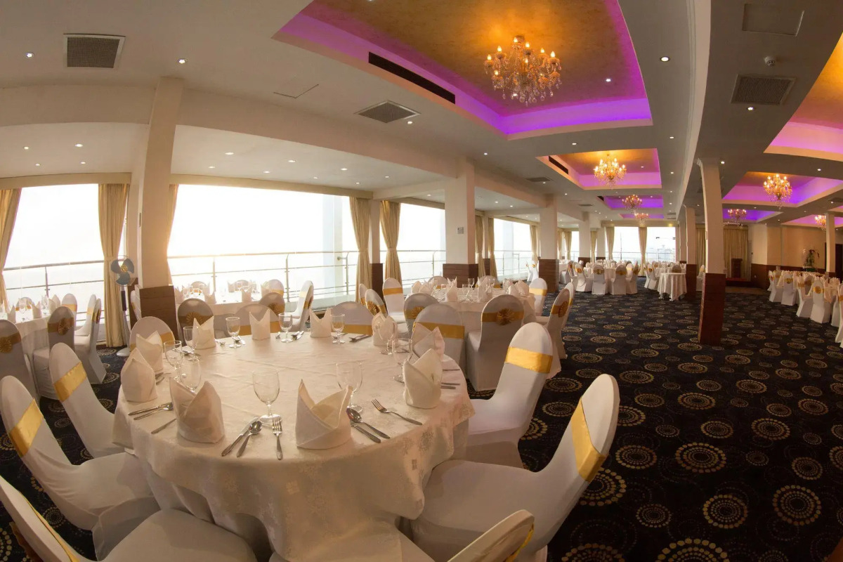 Mirage Colombo Hotel