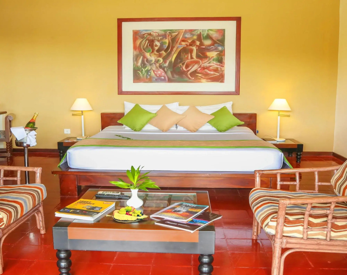 Курортный отель Club Palm Bay