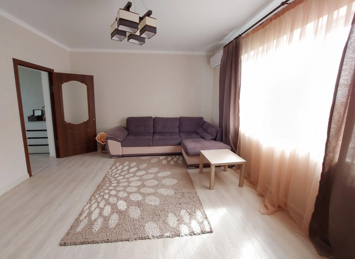 Квартира 3-комнатная на Новом Районе