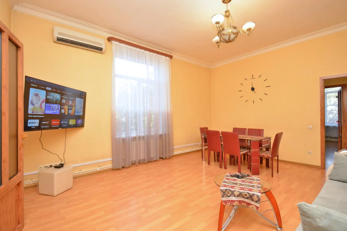 Квартира Metro apartments