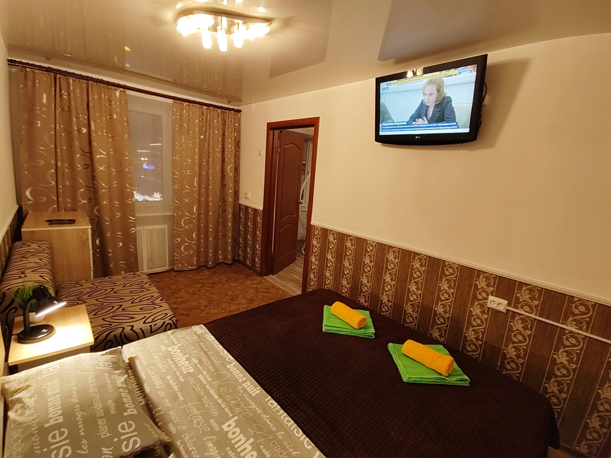 Квартира с Видом на Площадь Пять Углов