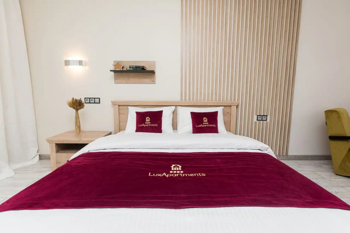 Апартаменты на Университетской Набережной